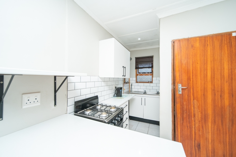 1 Bedroom Property for Sale in Abbotsford Eastern Cape